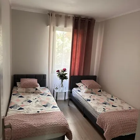 Apartment-avenue Des Fleurs - 06000