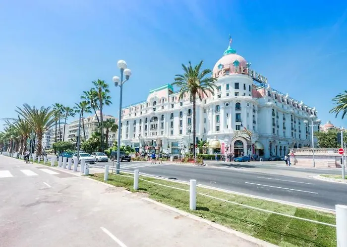 Apartment-avenue Des Fleurs - 06000
