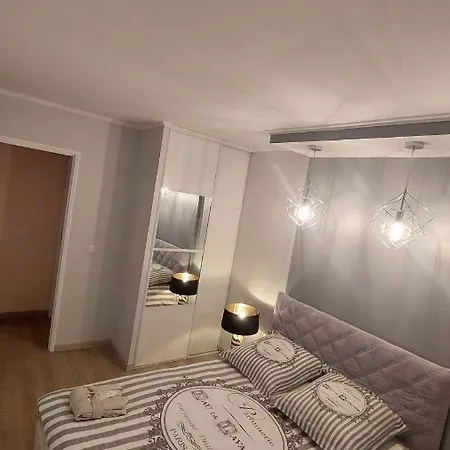 Apartment-avenue Des Fleurs - 06000 Niza