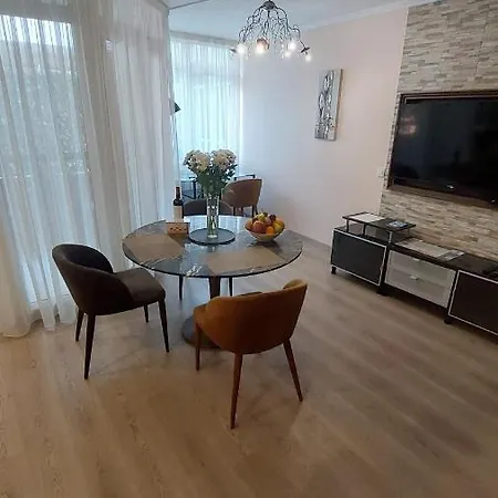 Apartment-avenue Des Fleurs - 06000 * Nizza